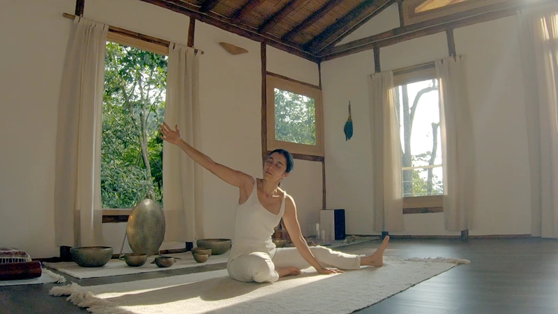 Yoga de Cachemira, expansión energética